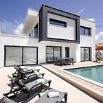 Atlantica One Luxury&unique With Ocean View